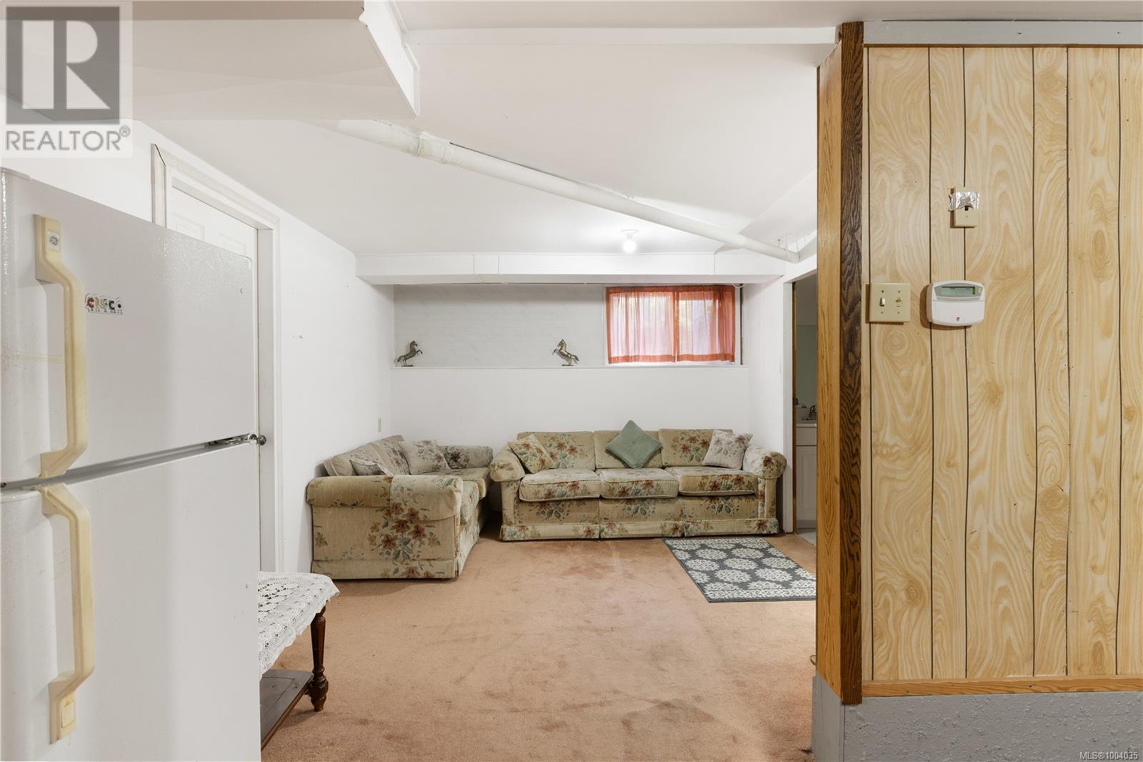  3460 Beach Drive, Oak Bay