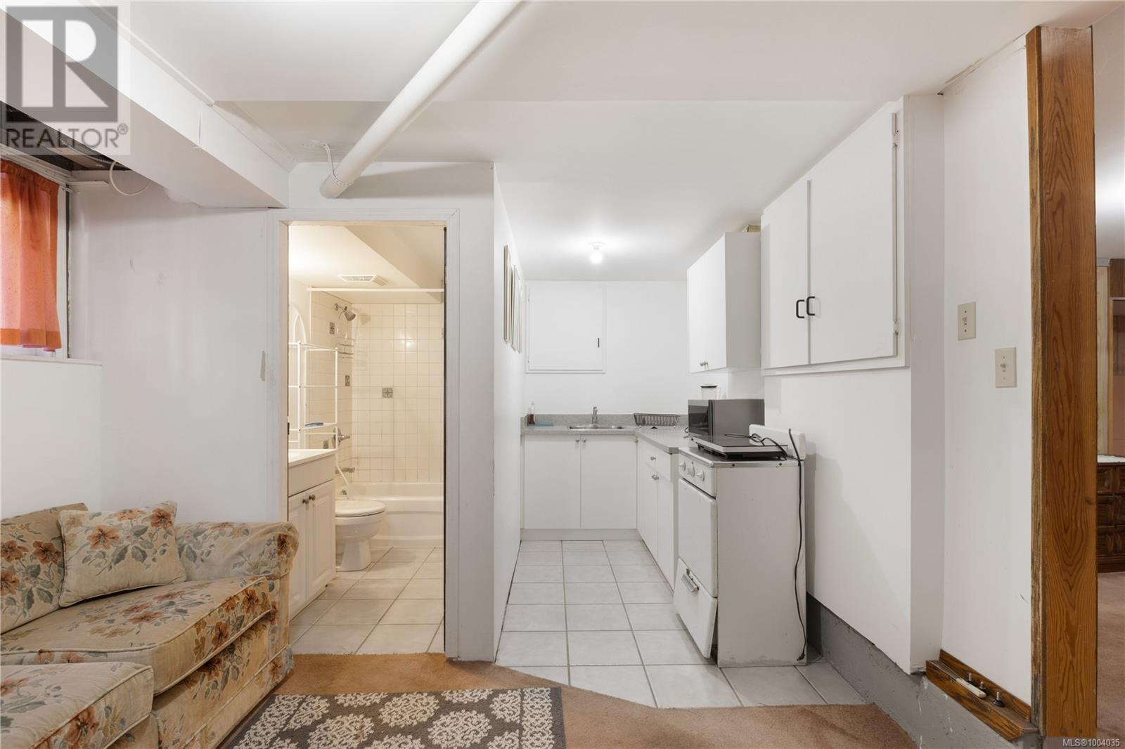  3460 Beach Drive, Oak Bay