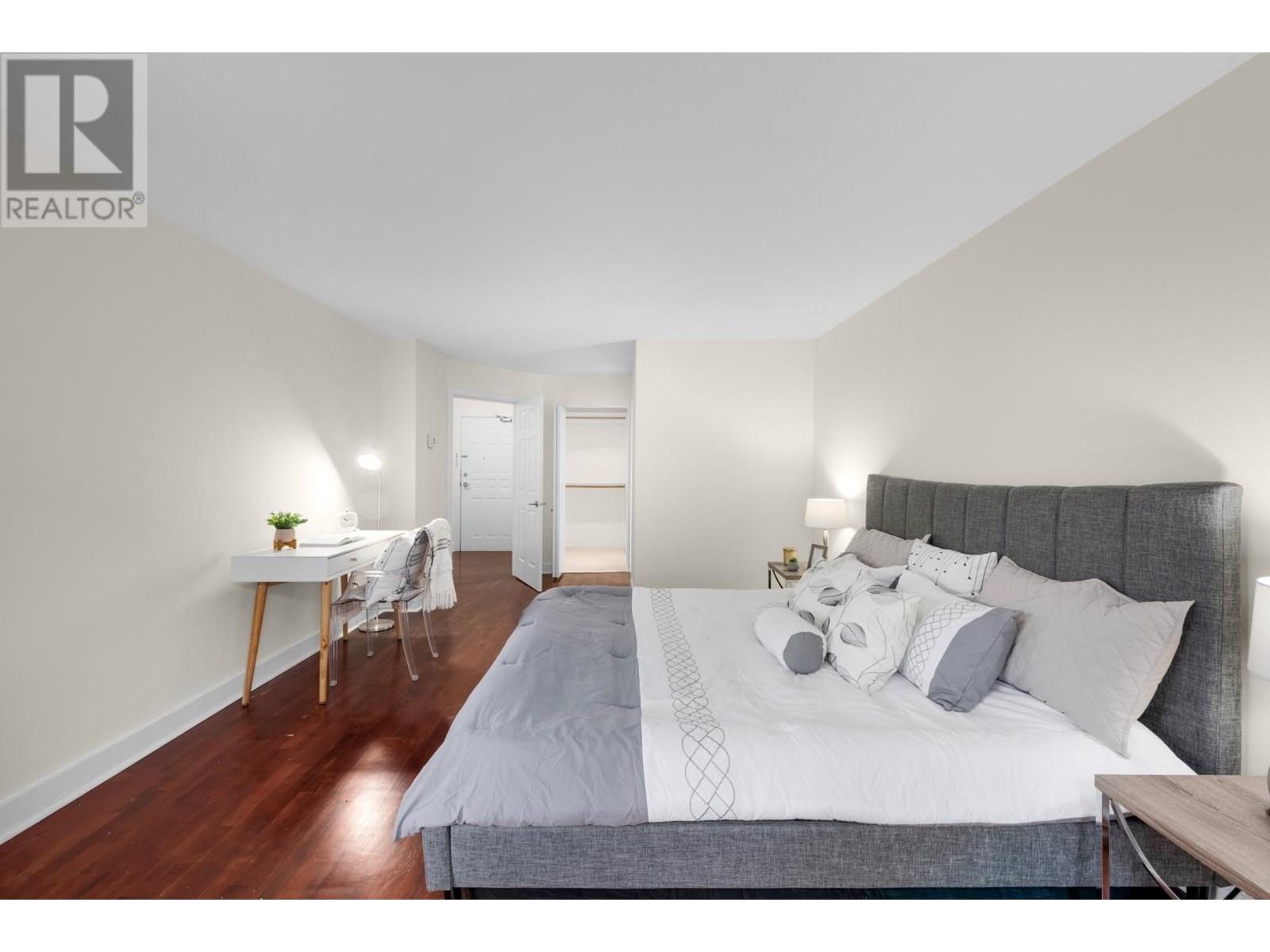 Photo 12 of 107 8600 Lansdowne Road, Richmond BC