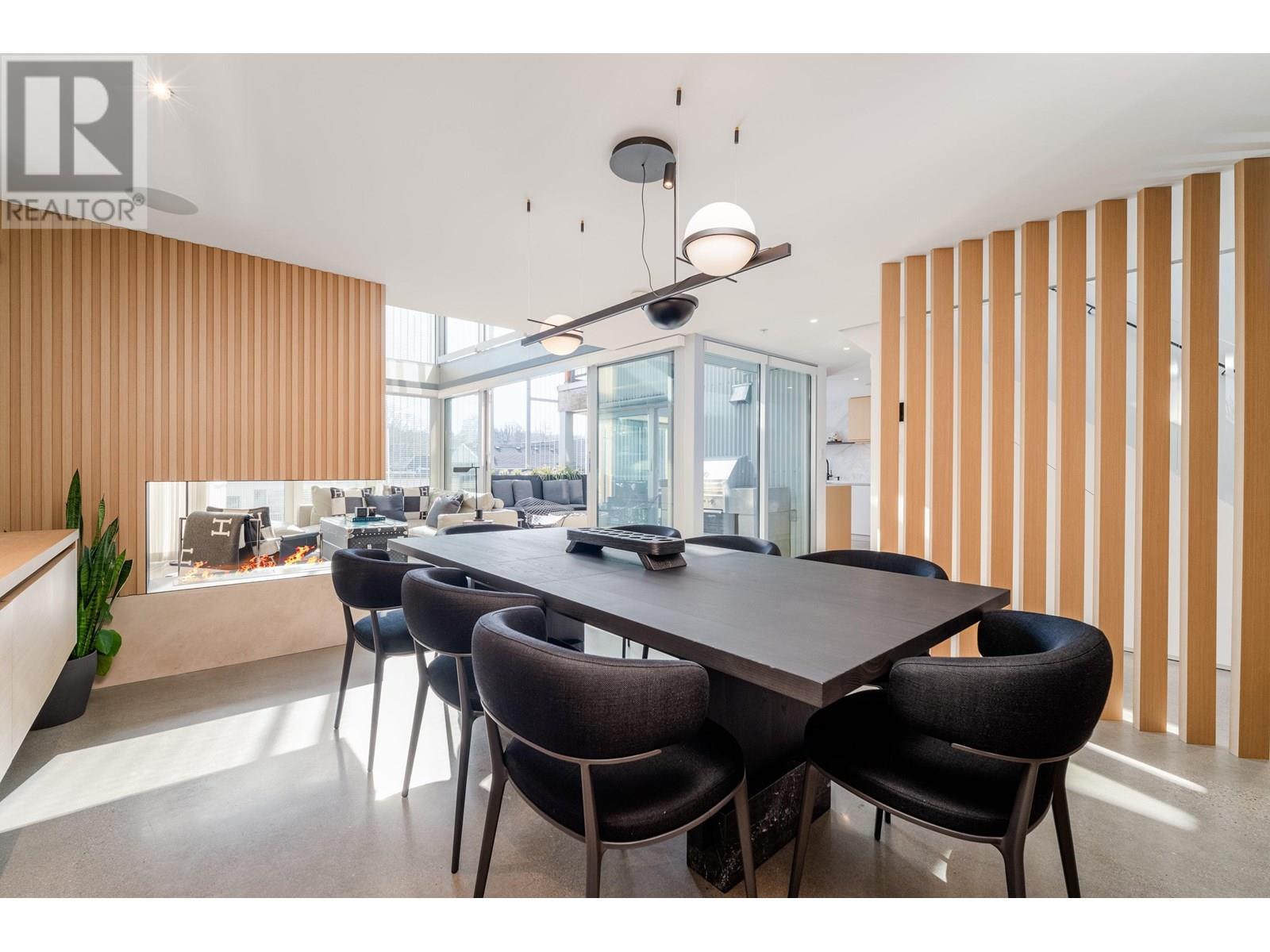 Photo 17 of 401 4387 W 10th Avenue, Vancouver BC