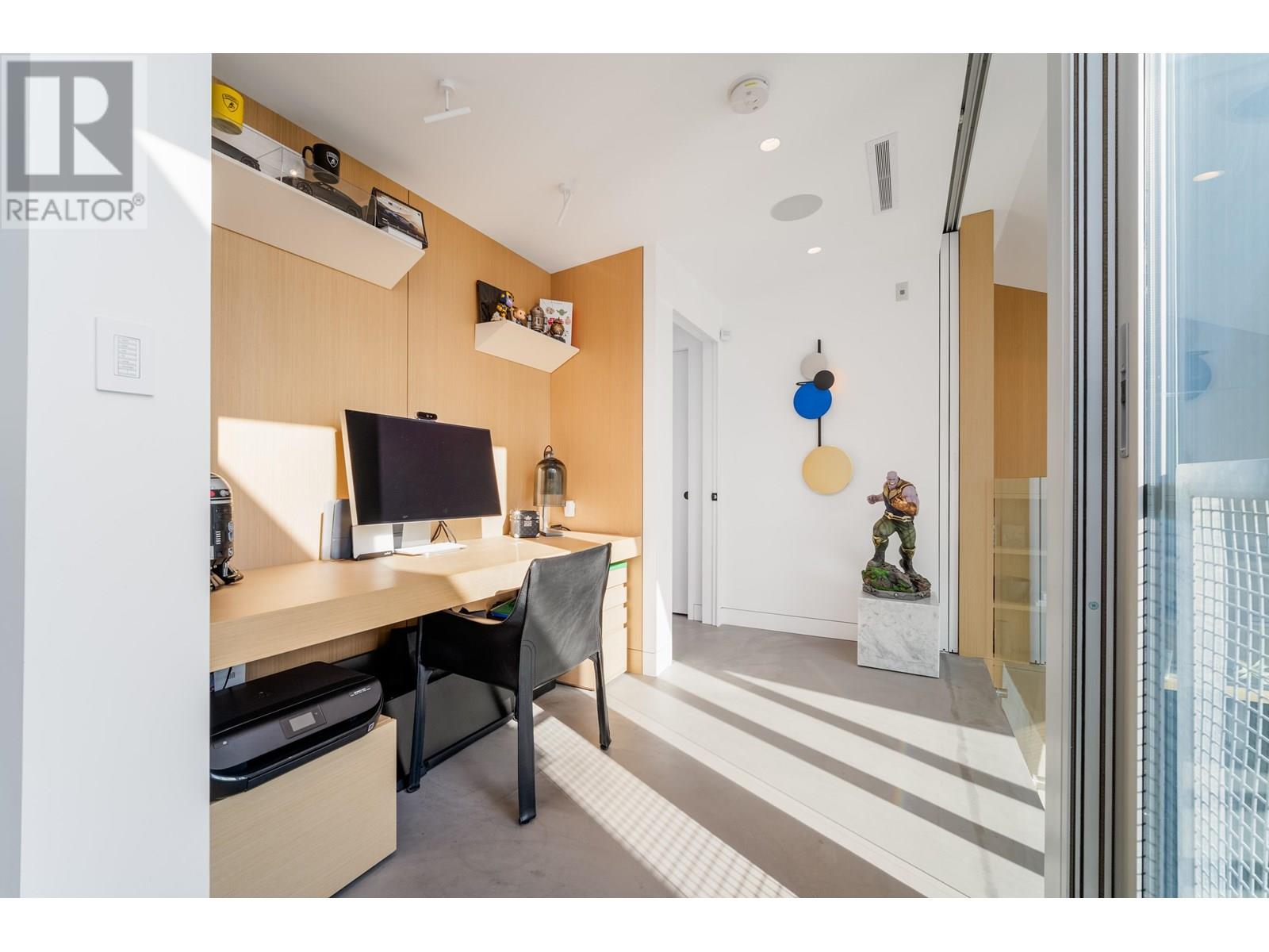 Photo 23 of 401 4387 W 10th Avenue, Vancouver BC