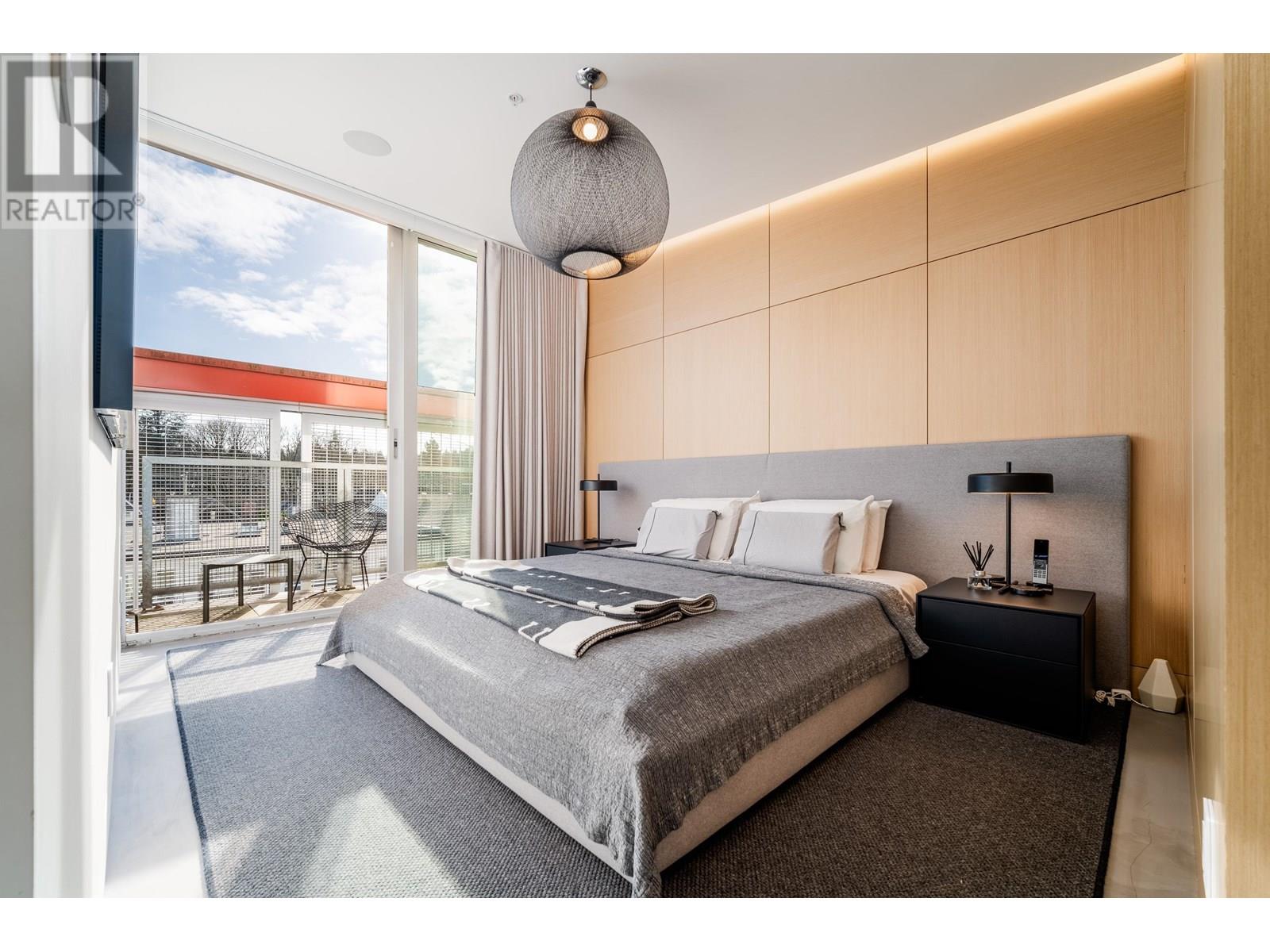 Photo 26 of 401 4387 W 10th Avenue, Vancouver BC