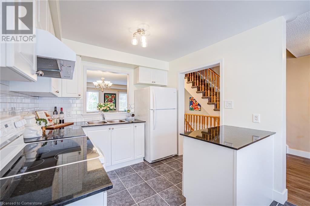 Photo 25 of 470 Beach Boulevard Unit 63, Hamilton ON
