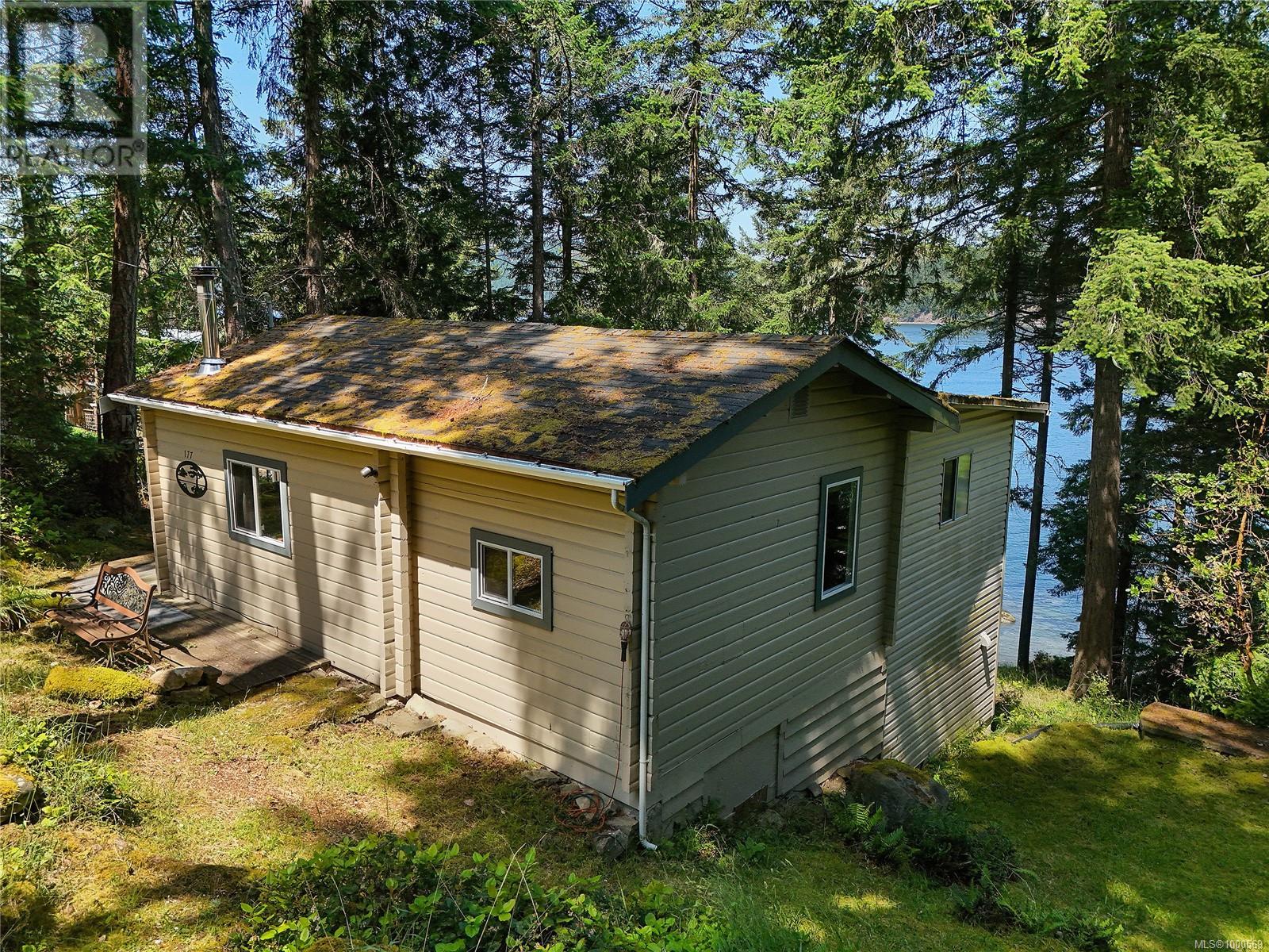  177 Mariners Way, Mayne Island