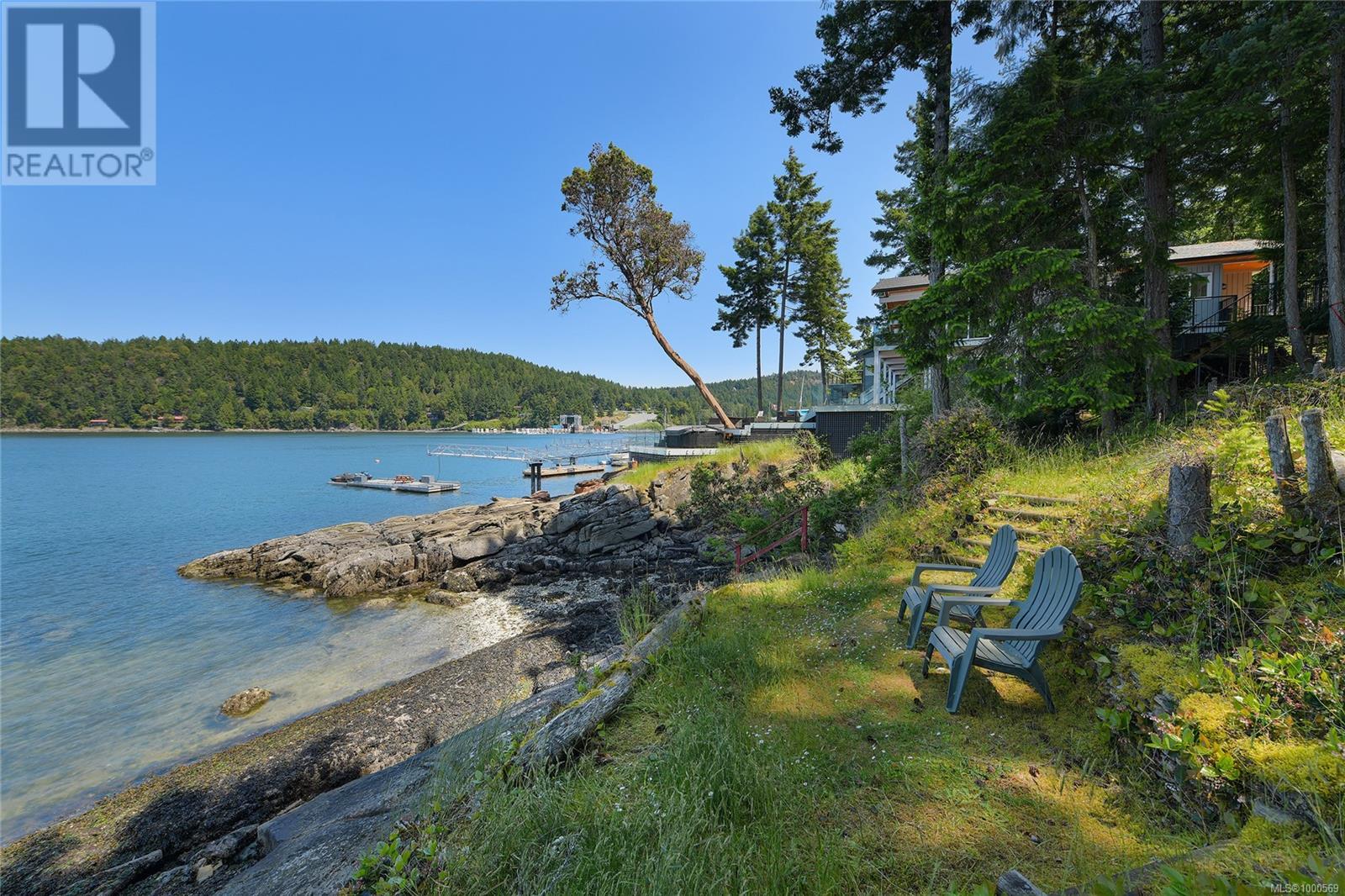  177 Mariners Way, Mayne Island