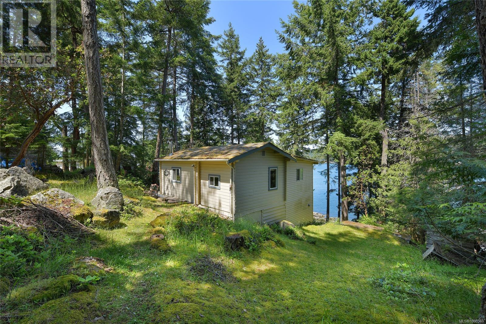  177 Mariners Way, Mayne Island