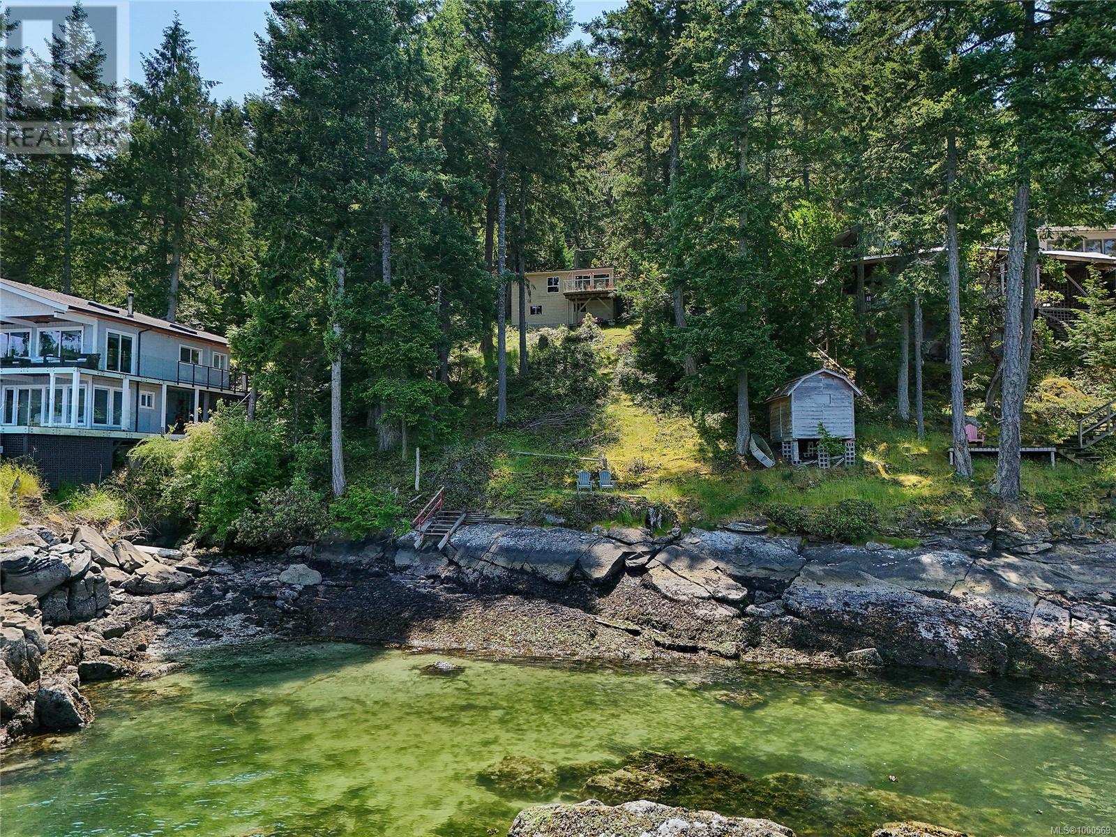  177 Mariners Way, Mayne Island