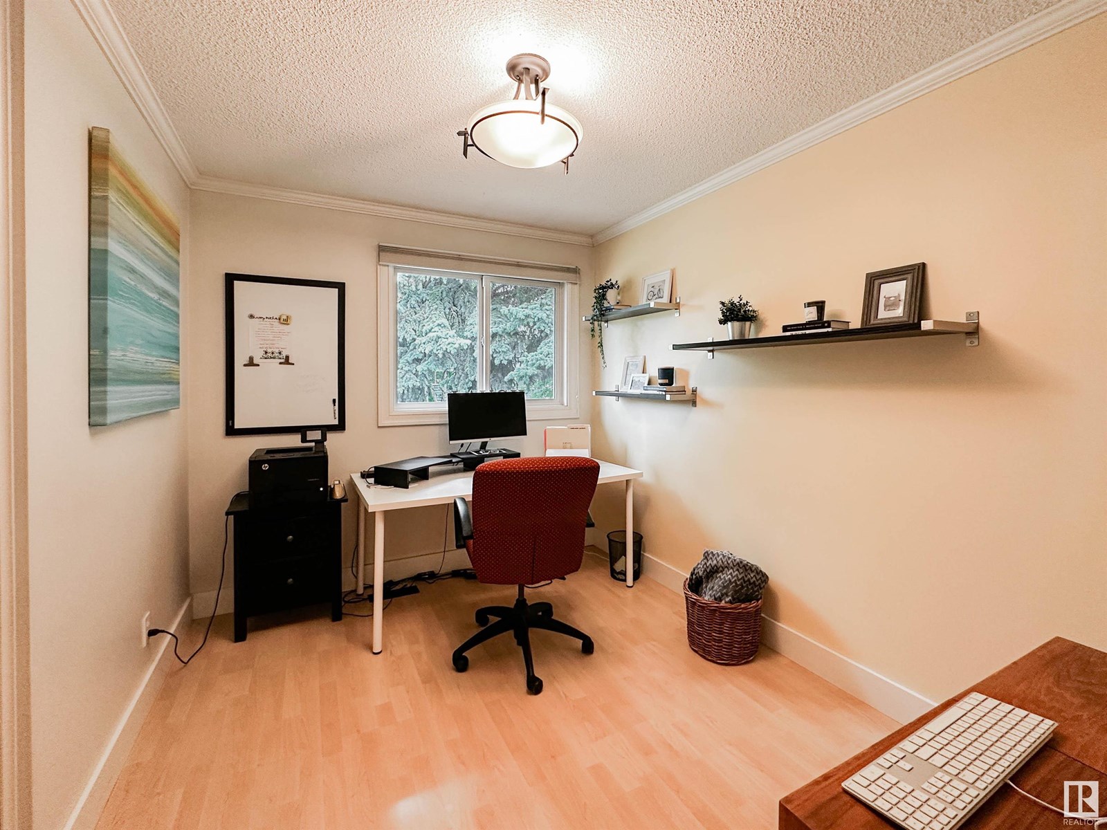 Single Family House Bungalow for Sale in  BELLEVUE CR St. Albert 
