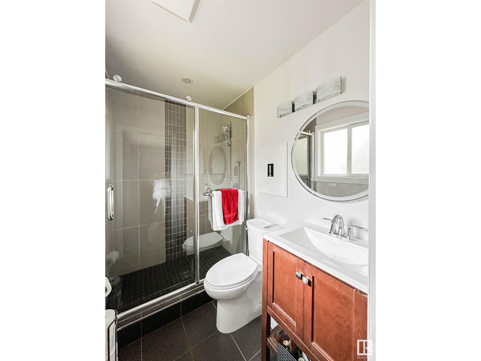 Single Family House Bungalow for Sale in  BELLEVUE CR St. Albert 