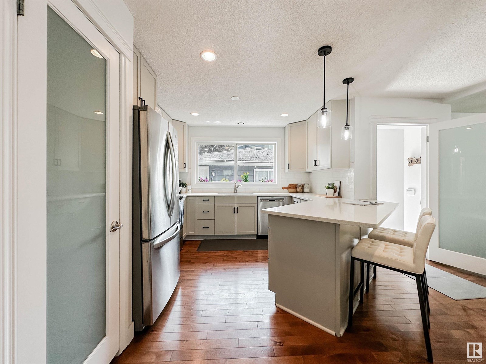 Single Family House Bungalow for Sale in  BELLEVUE CR St. Albert 