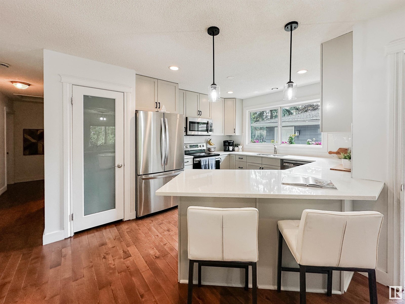 Single Family House Bungalow for Sale in  BELLEVUE CR St. Albert 