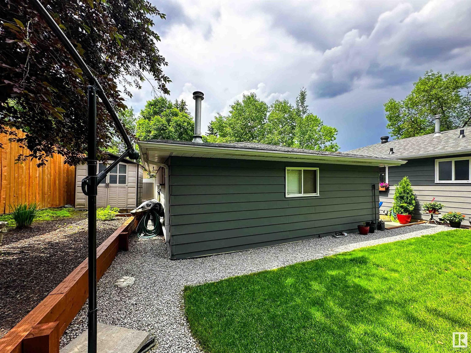 Single Family House Bungalow for Sale in  BELLEVUE CR St. Albert 