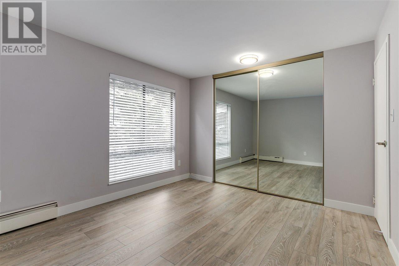 Photo 15 of 306 1345 W 15th Avenue, Vancouver BC