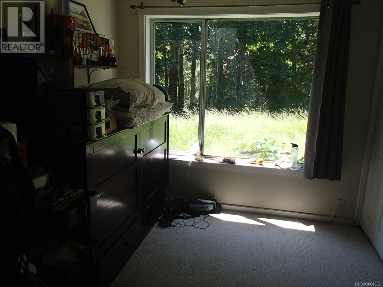 1526 Stag Rd, Campbell River
