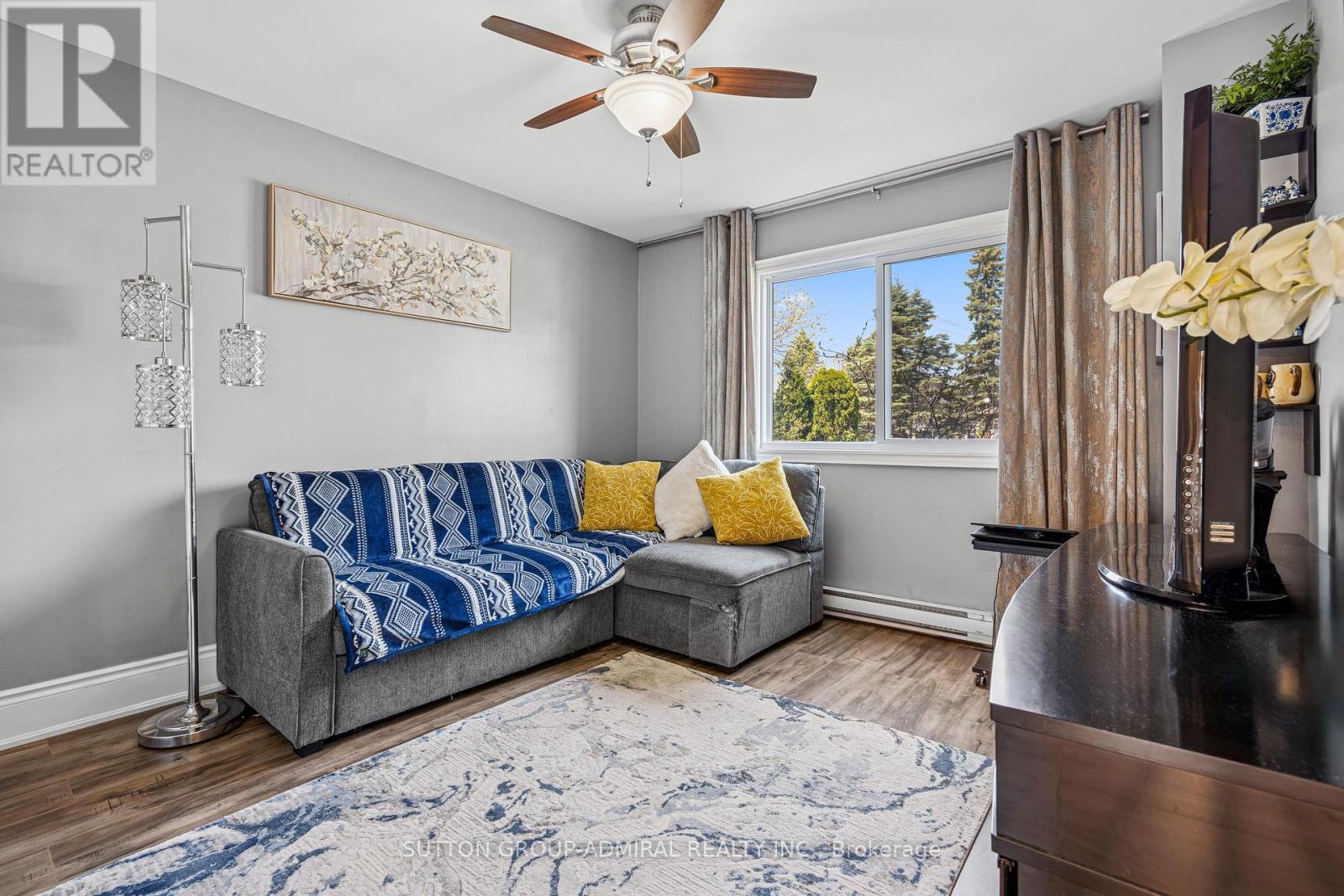 Photo 25 of 35 21 Laguna Parkway, Ramara ON