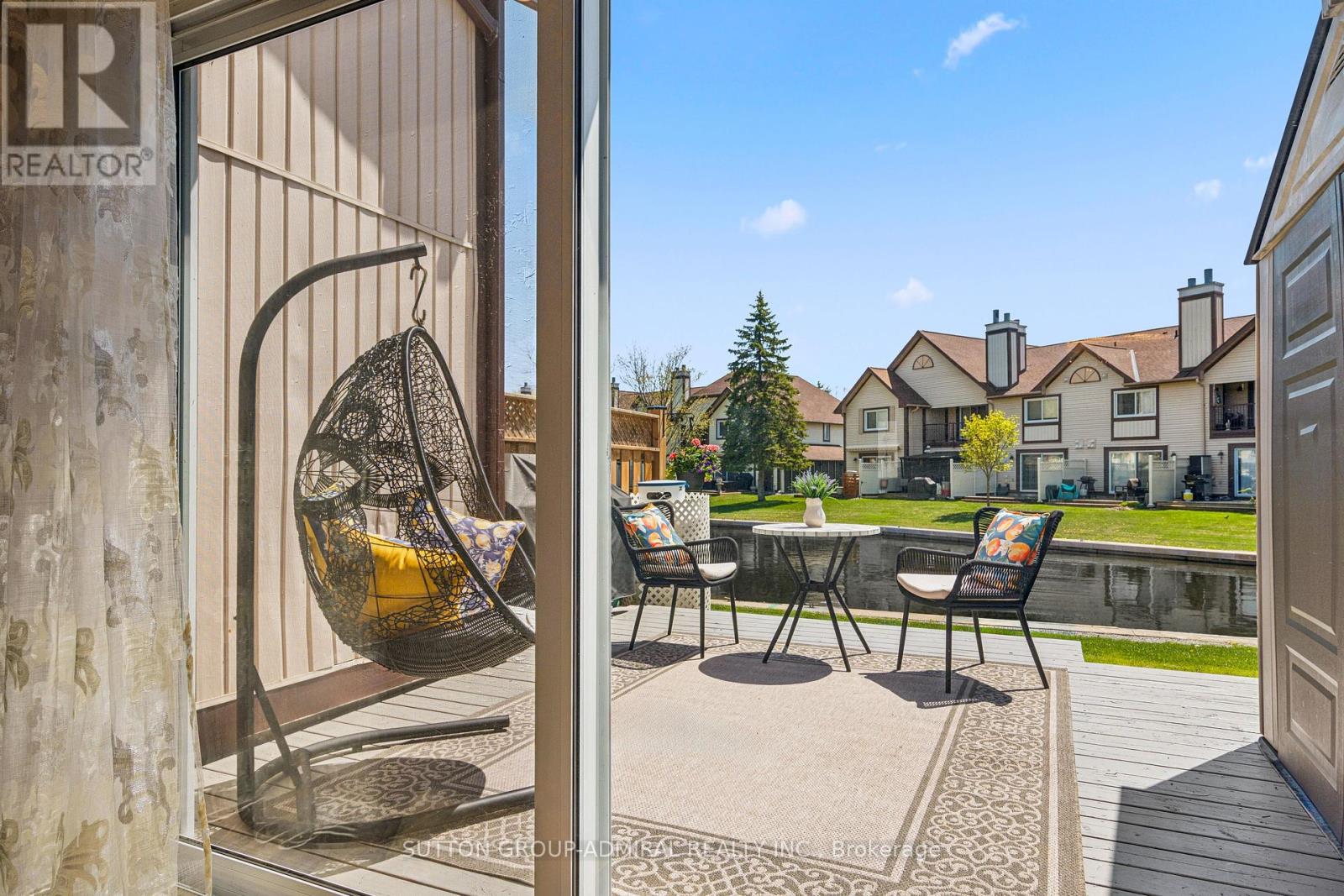 Photo 18 of 35 21 Laguna Parkway, Ramara ON