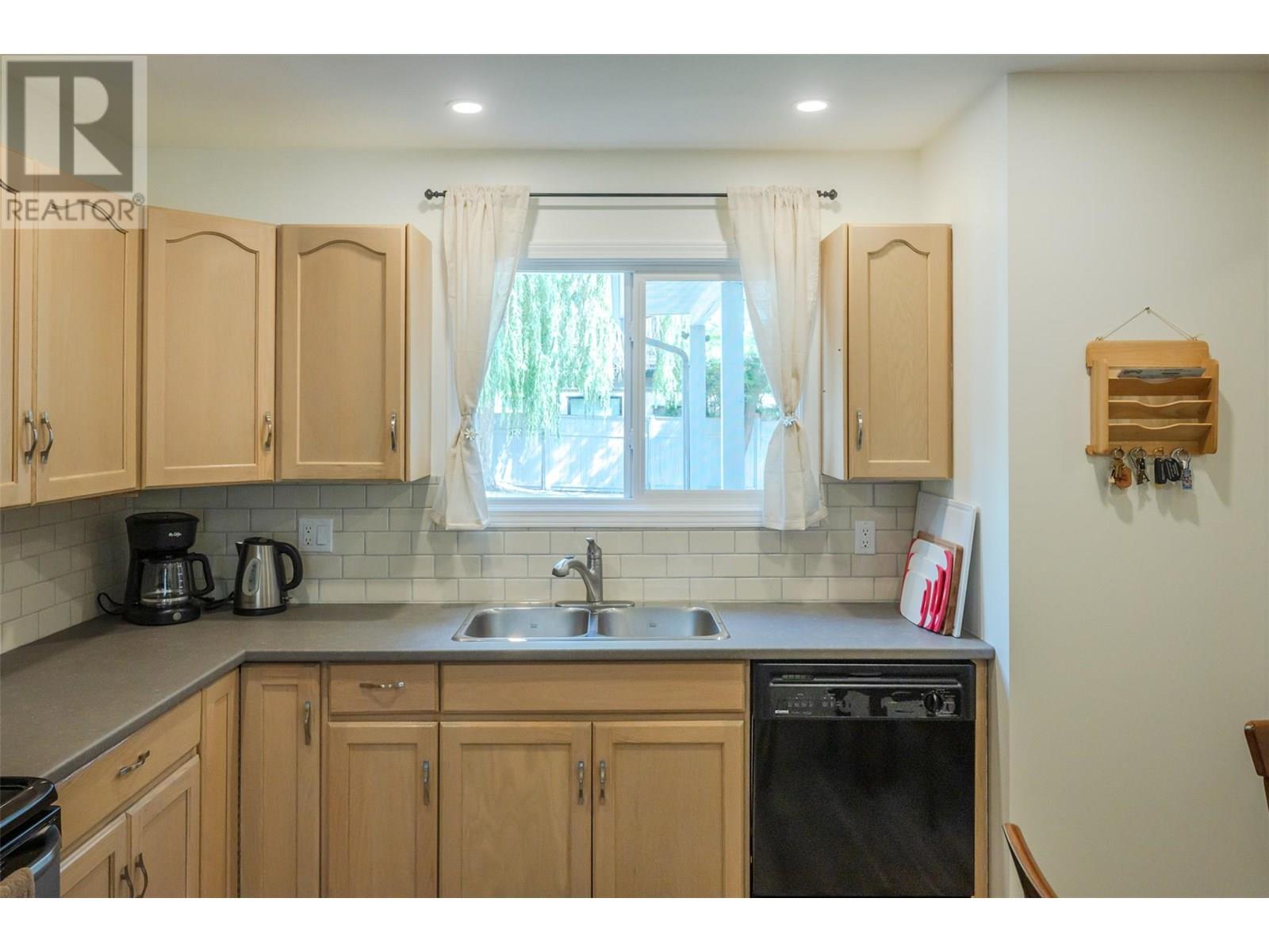 3315 WILSON Street Unit# 122, Penticton