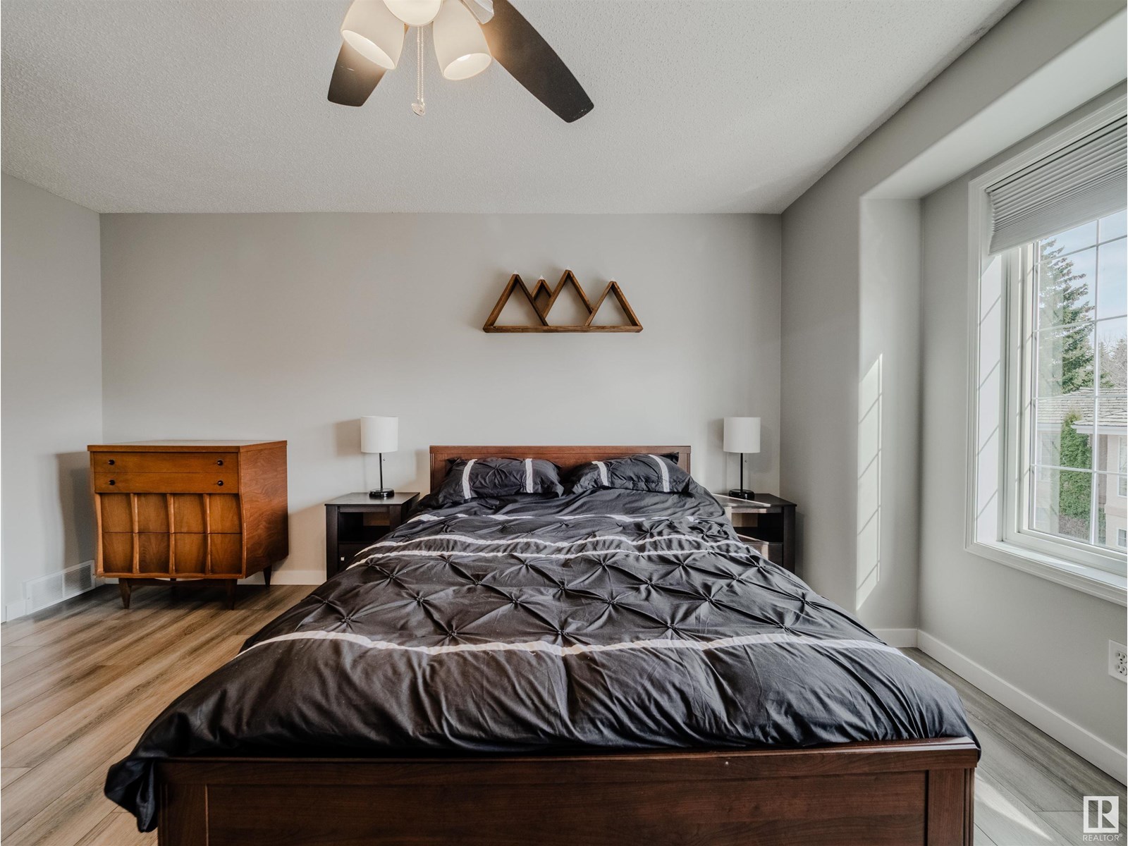 Photo 33 of 18 64 Blackburn Sw, Edmonton AB