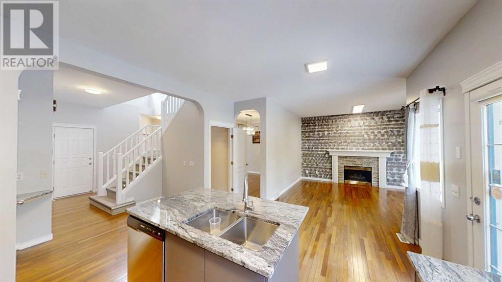 Single Family House for Sale in  Chaparral Drive SE Chaparral Calgary 
