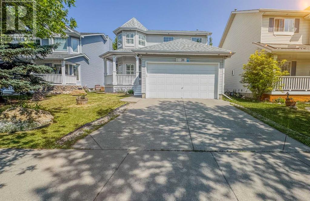 Single Family House for Sale in  Chaparral Drive SE Chaparral Calgary 