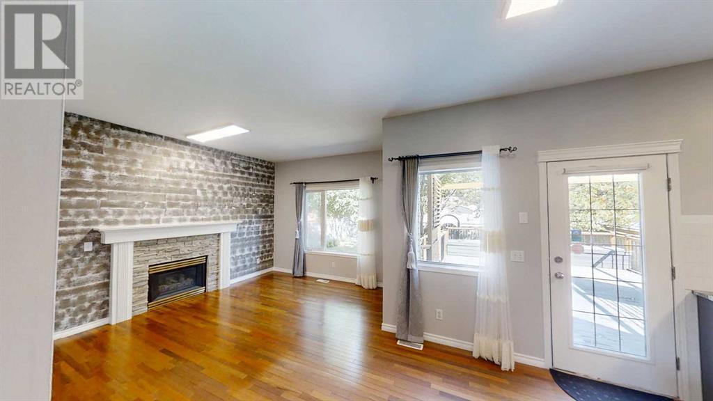 Single Family House for Sale in  Chaparral Drive SE Chaparral Calgary 