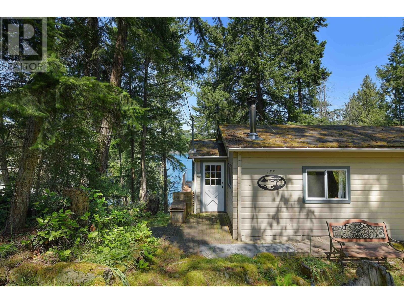 177 MARINERS WAY, Mayne Island