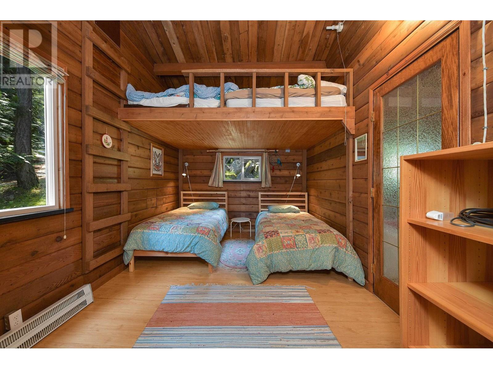 177 MARINERS WAY, Mayne Island
