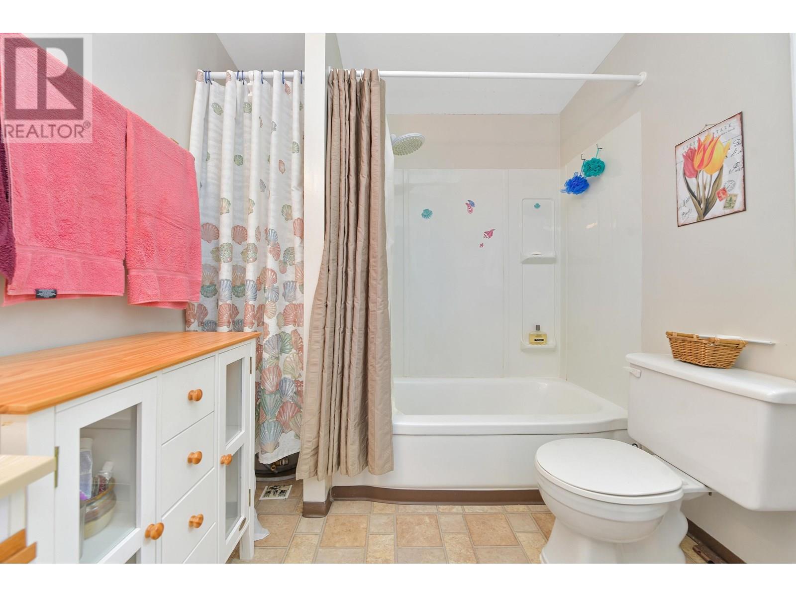 177 MARINERS WAY, Mayne Island