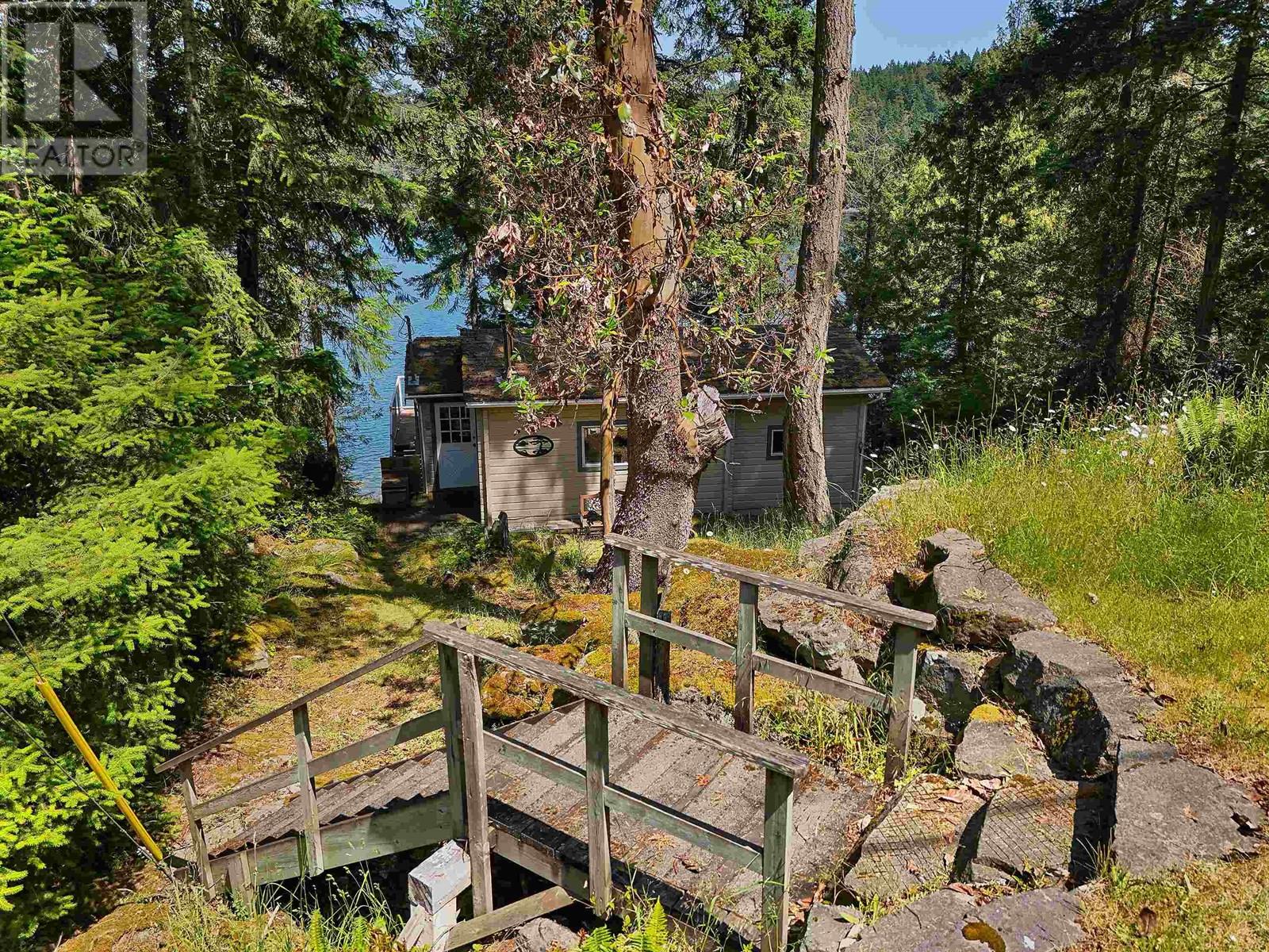 177 MARINERS WAY, Mayne Island