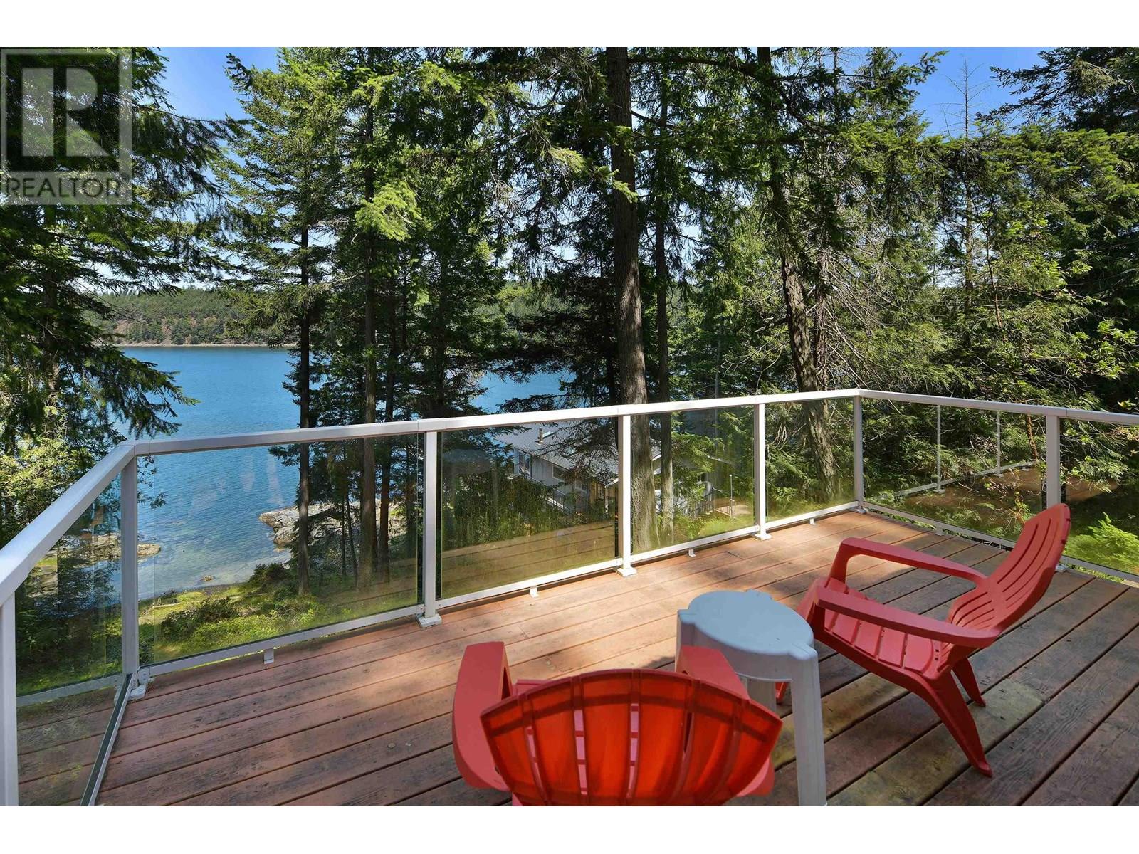 177 MARINERS WAY, Mayne Island