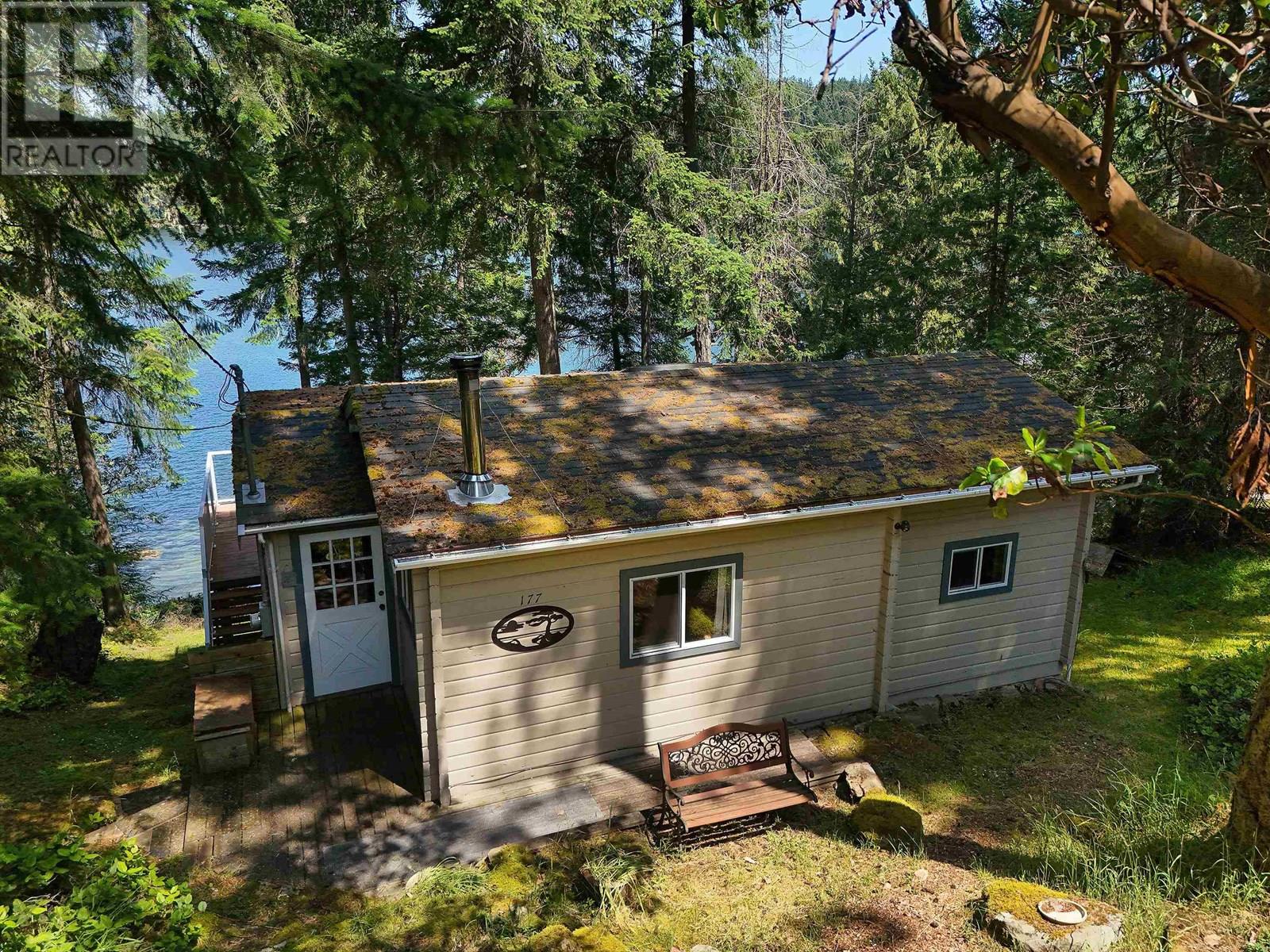 177 MARINERS WAY, Mayne Island
