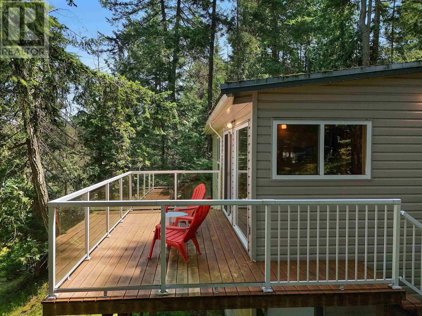 177 MARINERS WAY, Mayne Island