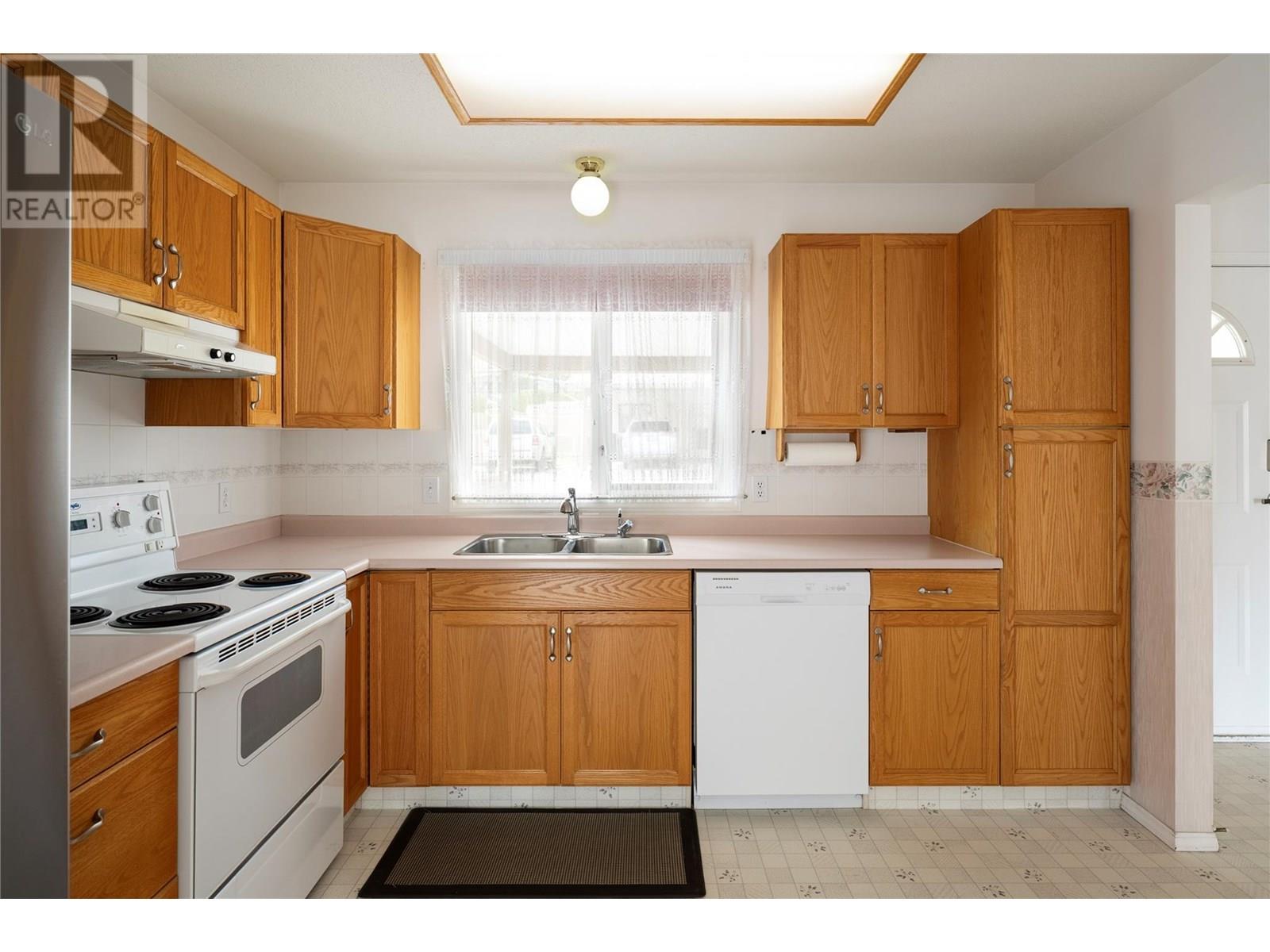 2 3930 20 Street, Vernon
