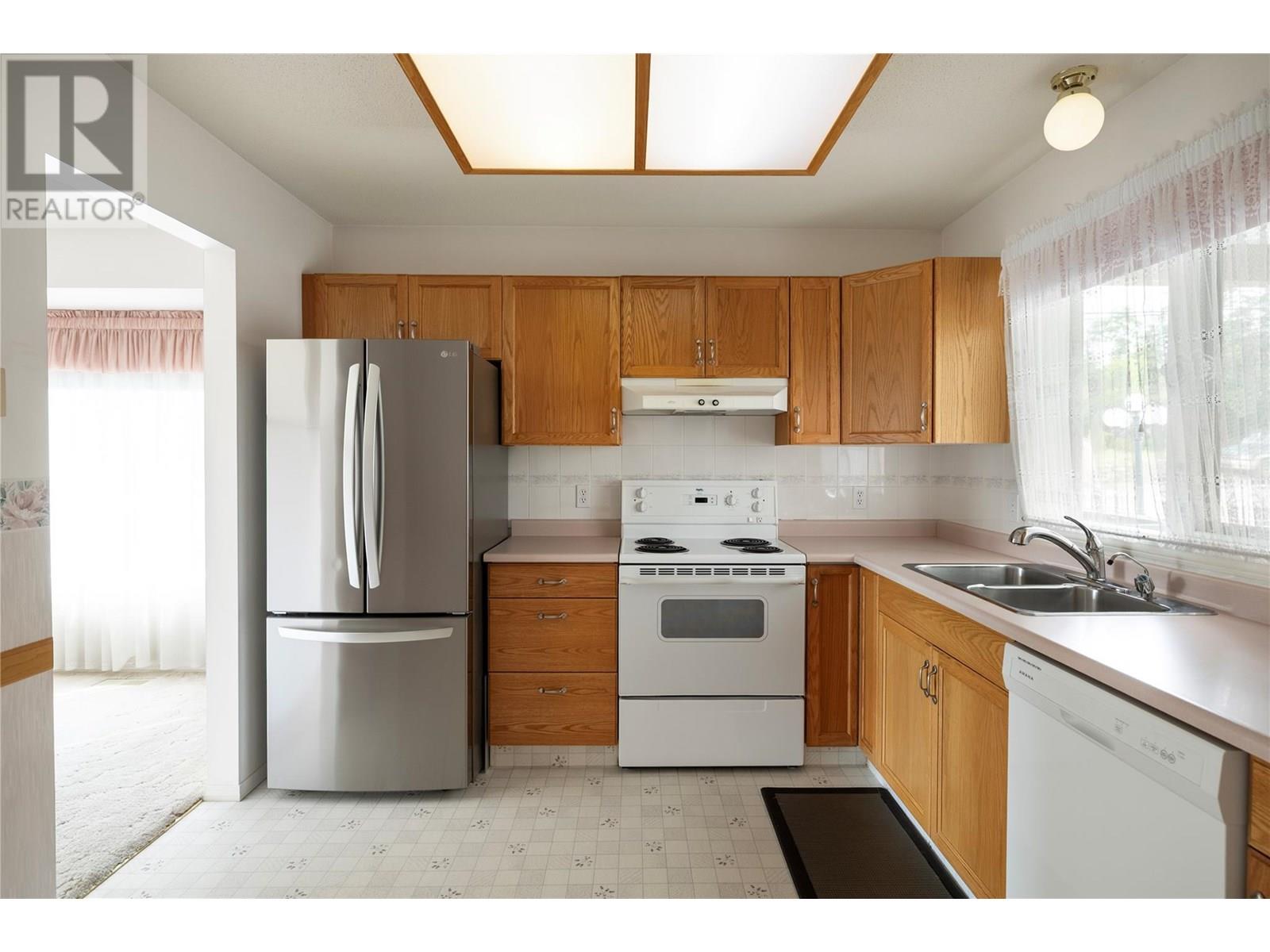 2 3930 20 Street, Vernon