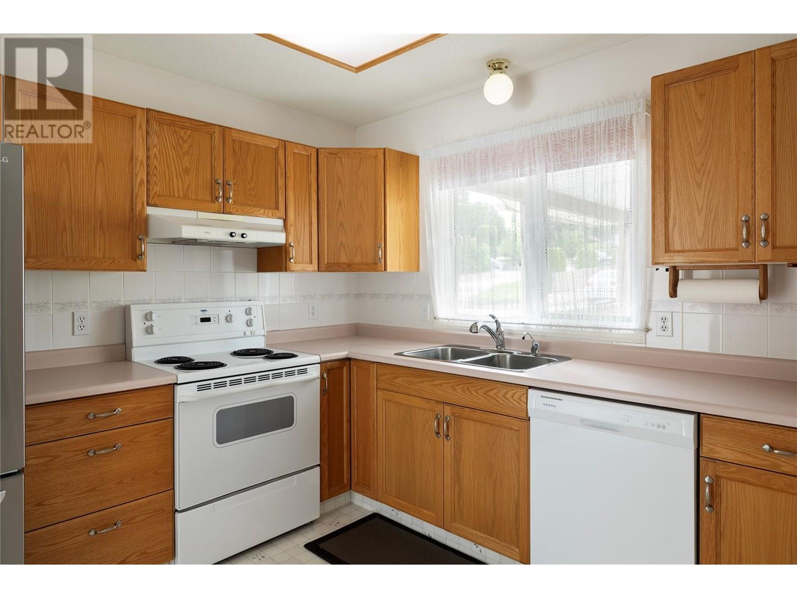 2 3930 20 Street, Vernon