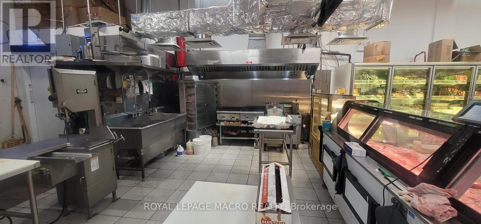 Photo 4 of 6 1970 Rymal Road E, Hamilton ON
