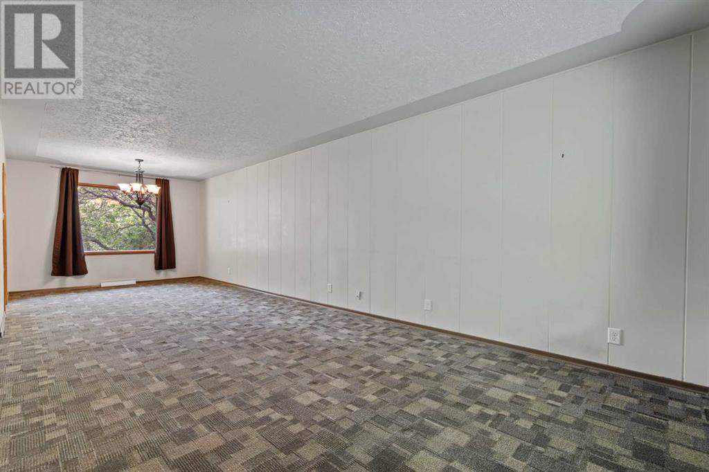 7824, 33 avenue Avenue NW, Calgary, Alberta