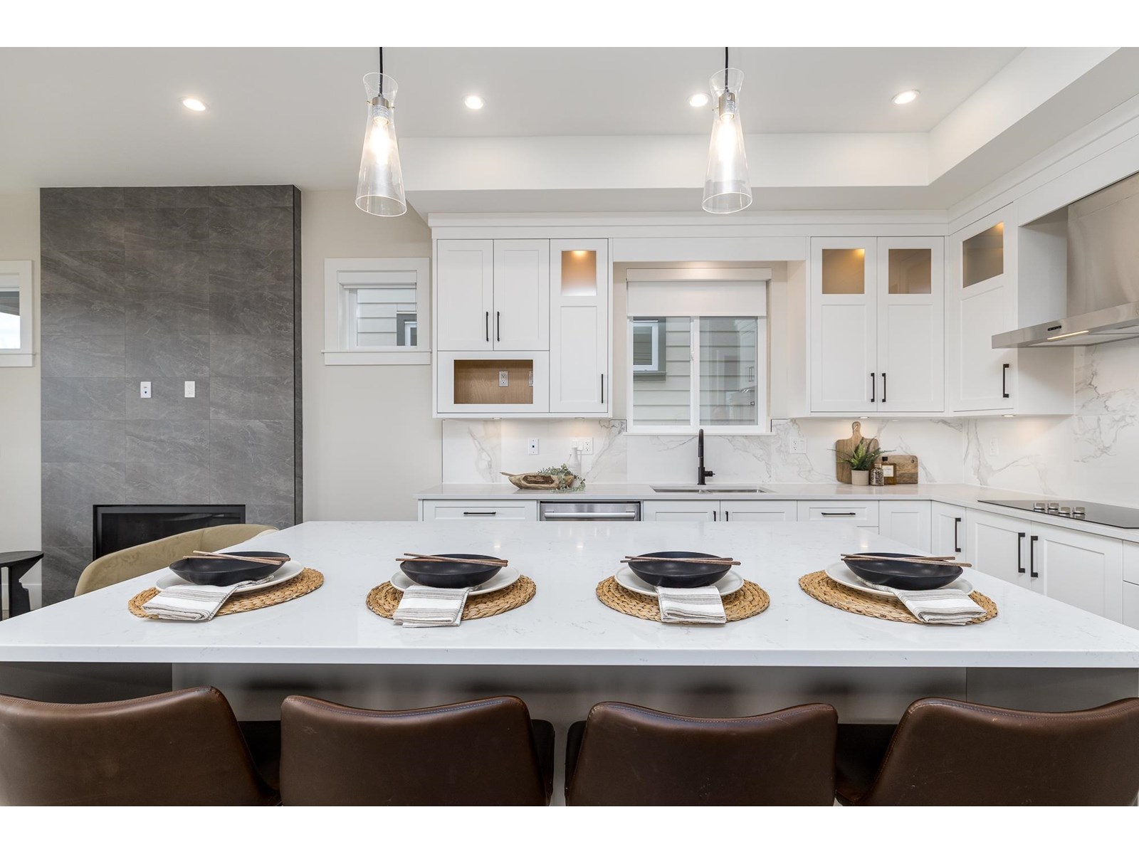 Photo 7 of 16742 20 A Avenue, Surrey BC