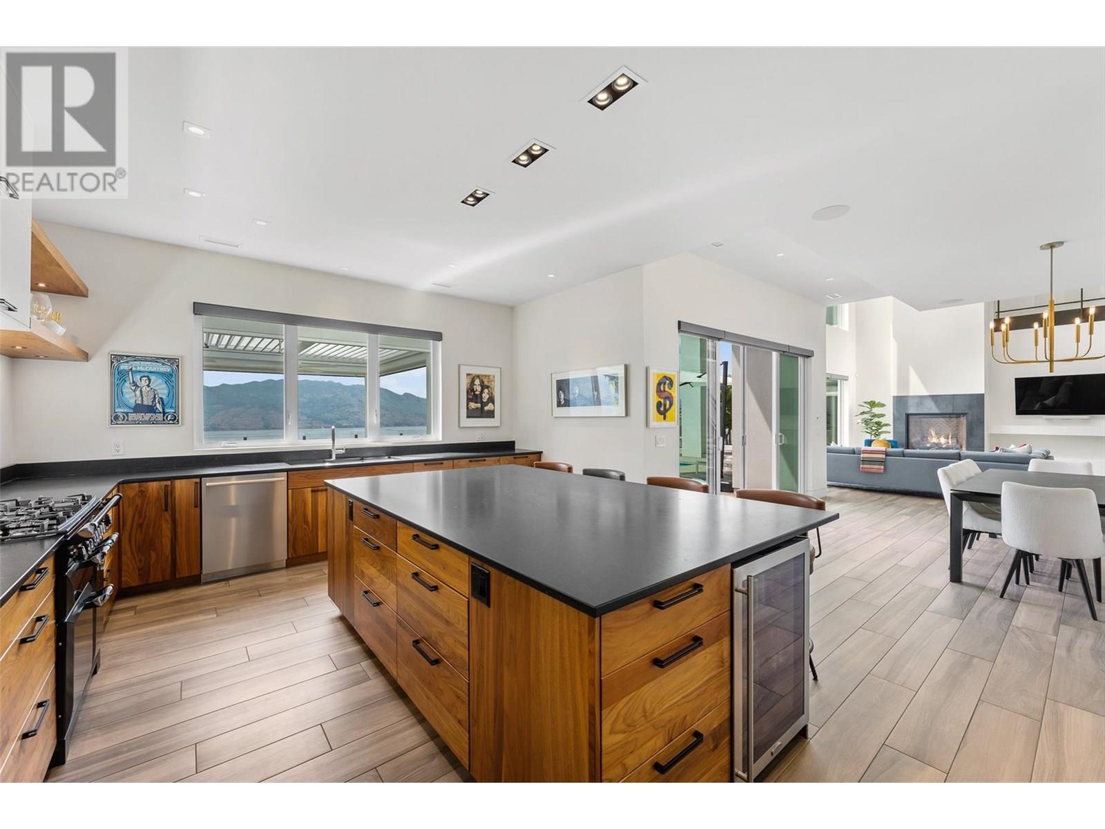  1384 Pinot Noir Drive, West Kelowna