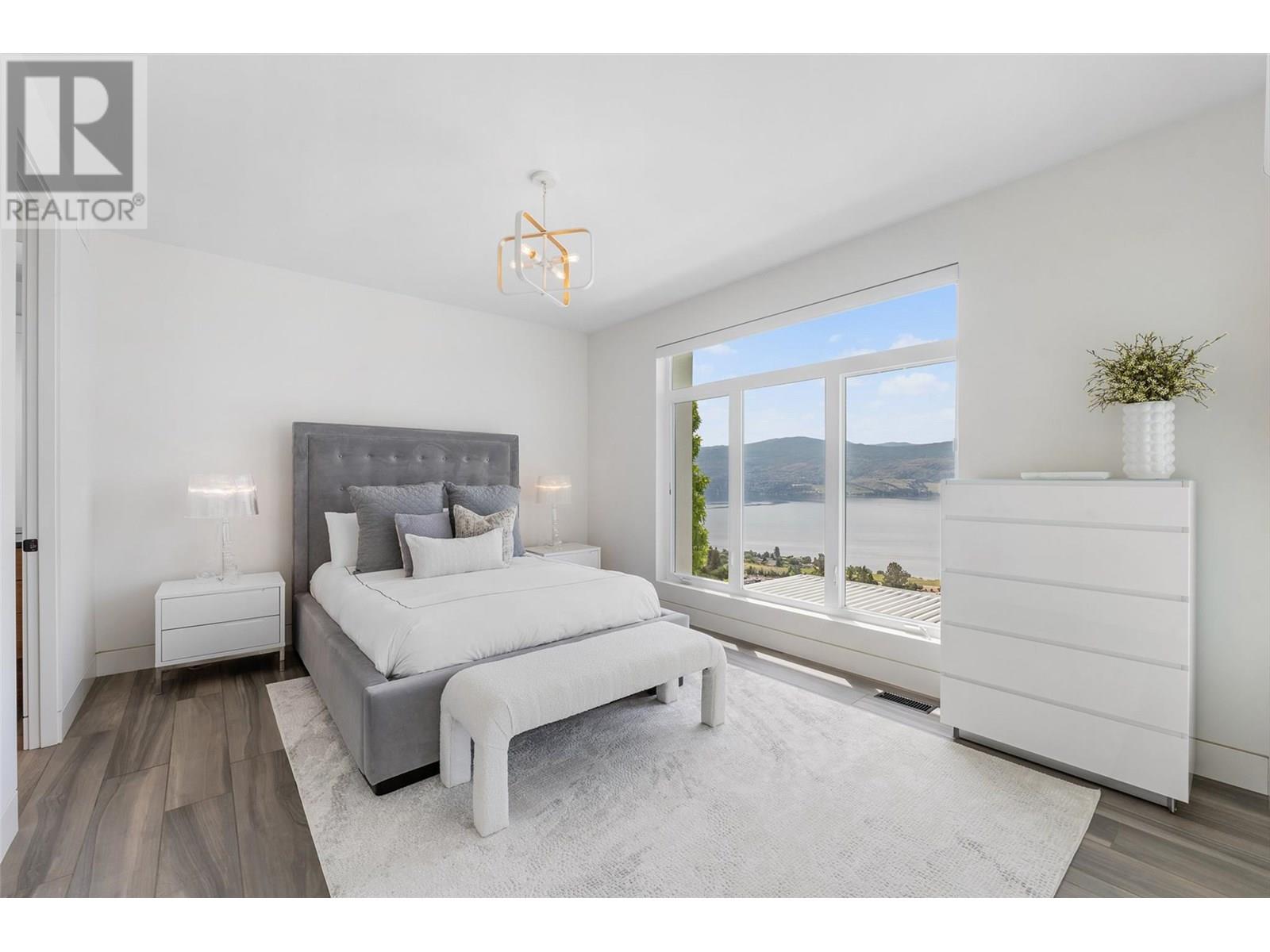  1384 Pinot Noir Drive, West Kelowna