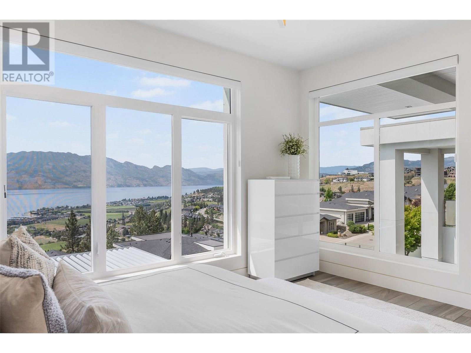  1384 Pinot Noir Drive, West Kelowna