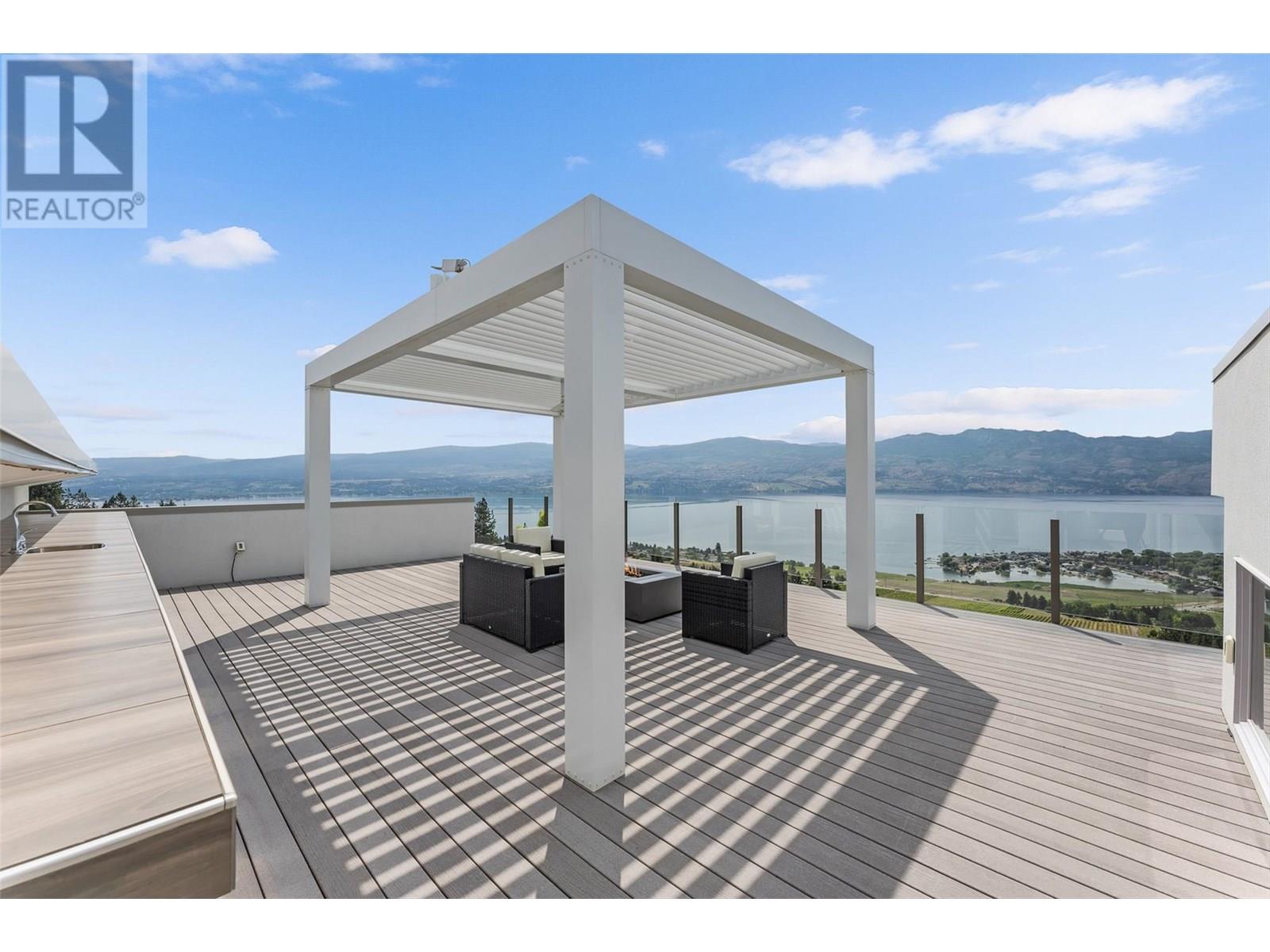  1384 Pinot Noir Drive, West Kelowna