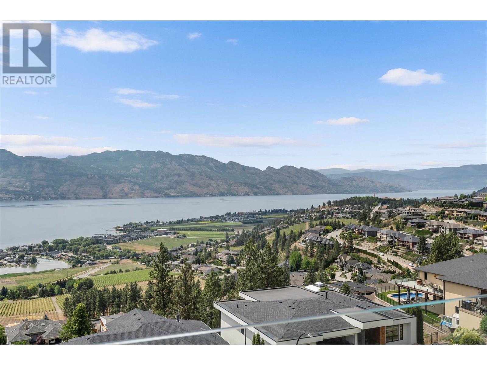  1384 Pinot Noir Drive, West Kelowna