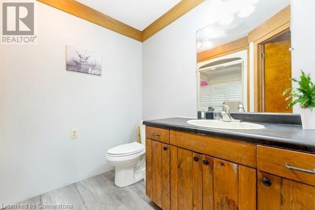 Photo 4 of 1767 Centre Road, Hamilton ON