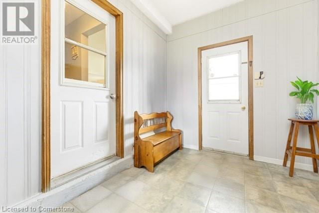 Photo 10 of 1767 Centre Road, Hamilton ON