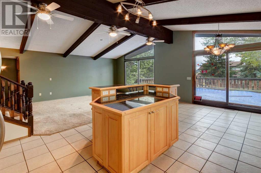 Single Family House 4 Level for Sale in  Beaconsfield Place NW Beddington Heights Calgary 