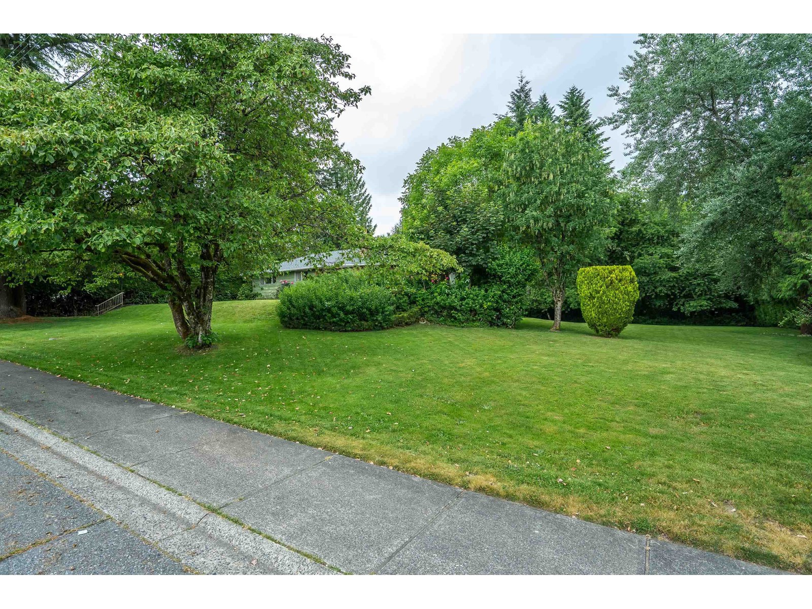 15875 101A AVENUE, Surrey