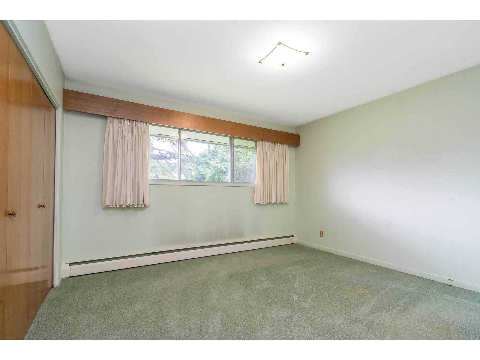 15875 101A AVENUE, Surrey