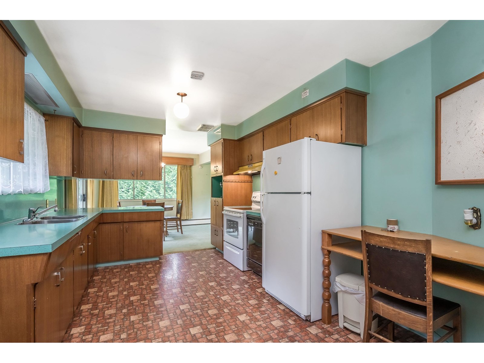 15875 101A AVENUE, Surrey