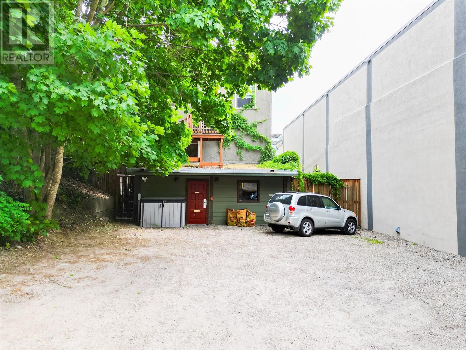 Photo 37 of 171 Baker Street, Nelson BC